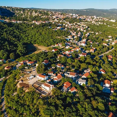 Nadalina, Apartman