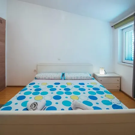 Apartman Nadalina, *